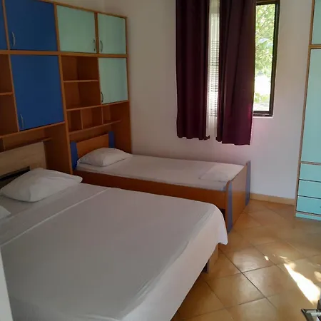 Niki Apartments Ulcinj Esterno foto
